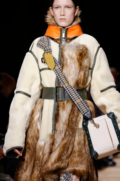 Look 20